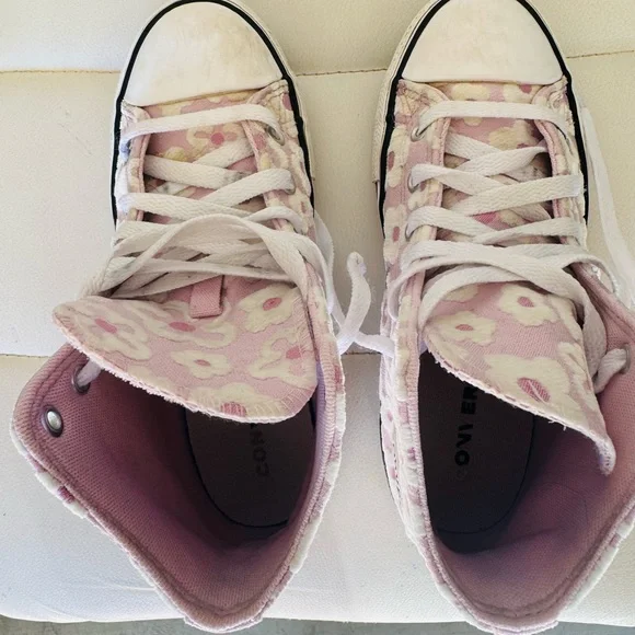 Converse Kids High-Top Sneakers - Pink Floral - Picture 2 of 6